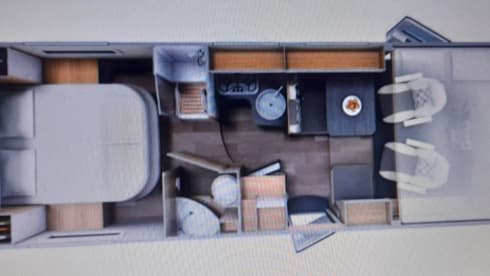 Spacious 4 person Challenger camper with queen bed