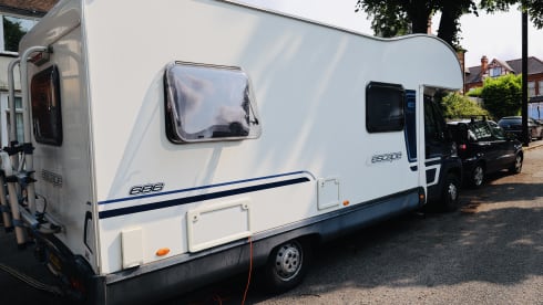 Nessie – A Beautiful Swift Escape 6 Berth…