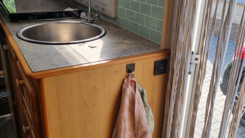 Jankies – Fiat Alcove 1998 🚎 max 5 persons 