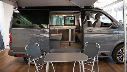 Bulli – 4p Volkswagen T6 California Ocean campervan from 2020