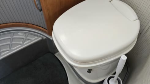 Monty  – The Best 4 berth Ford semi-integrated from 2011. 