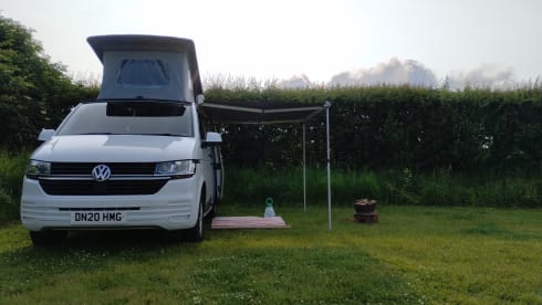 Dinah – 2020 4 berth fully equipped VW