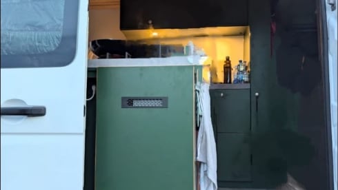 Reiskar – Knusse en stoere camper alles nieuw