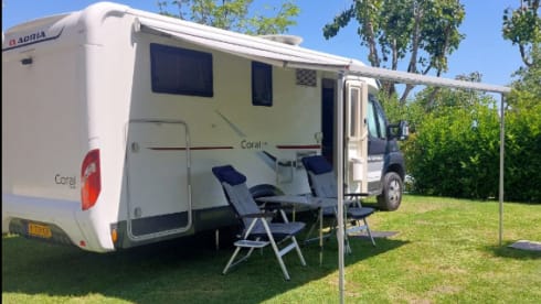 Luxury Adria Coral plus single beds fully equipped