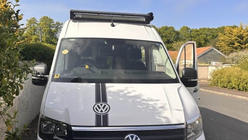 Big Easy – Stunning 4 Berth Custom VW Crafter (2024)