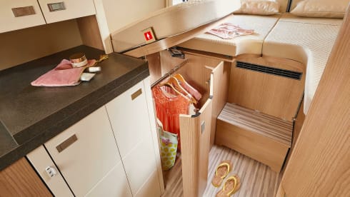 Carthago Malibu 640 LE Coupé First Class Two Rooms - Year 2024
