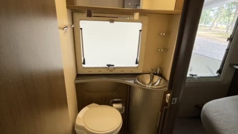 4-person Chausson semi-integrated from 2012