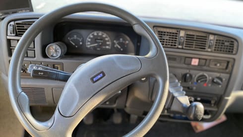 Camper2Go – 5p Hymer Integral from 1997, possibly with bicycles