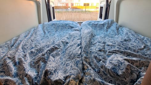 Odiesadventures2 – Mooie Fiat Ducato buscamper met lengtebedden