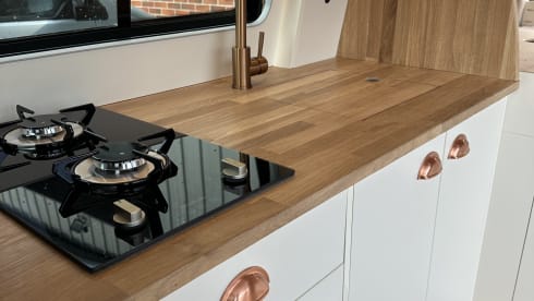 Moët  – Luxury compact campervan 