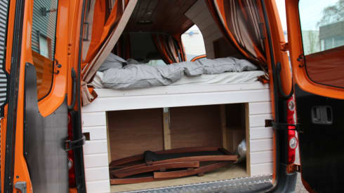 The Orange Nomad – Modern and attractive with brand new amenities