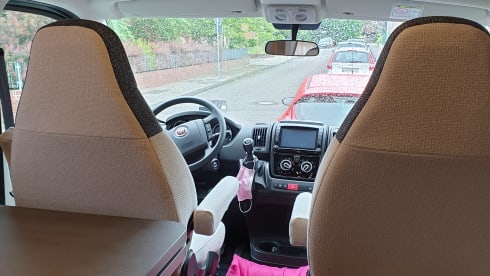 Niki – Weinsberg Cara Suite 700 ME