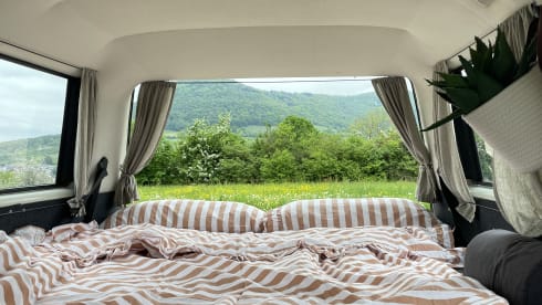 Lille – T3 Bully with power steering 85,000km beautiful extension with awning all inclusive.