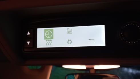 4p Ford bus from 2021