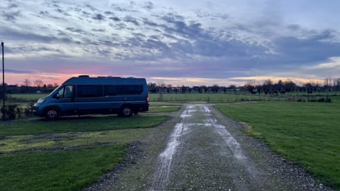 Bus Malibu 2 places à partir de 2025