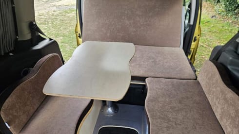 Goldie – Ford Grand Tourneo Connect 2 berth 