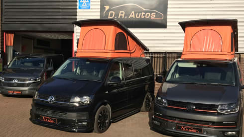 Trevor – VW Campervan 