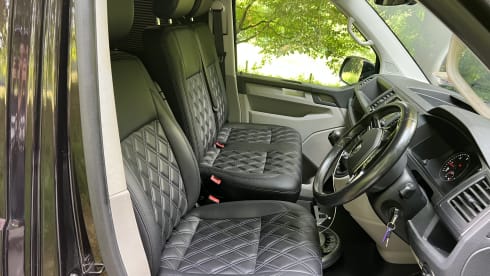 ADDAM – 4 berth Volkswagen bus from 2016