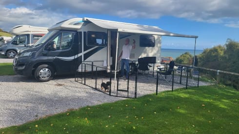 Bertha – 4 berth Bailey complete with secure dog pen