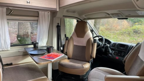 Tourer Luxury Plus – 2p Pössl bus from 2017