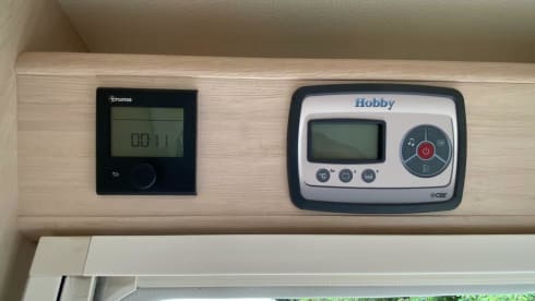 GLYNIS – HOBBY SIESTA DE LUXE A65GM 6 BERTH