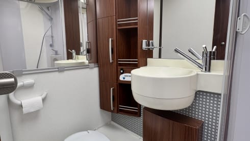 4p Hymer integrated uit 2007
