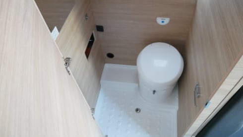 2-person Pössl bus from 2021