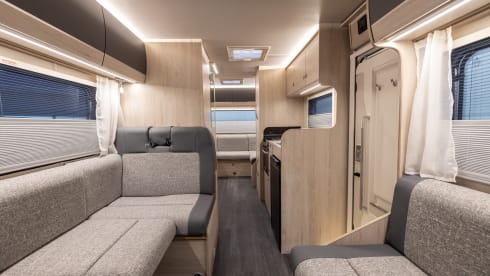 Autotrail-nis met 6 slaapplaatsen vanaf 2026