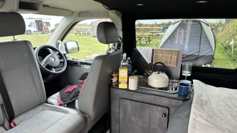 Betsy – Cool 2 berth Volkswagen campervan from 2008