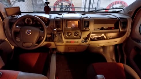 Joint – 7P Fiat Alcove Camper