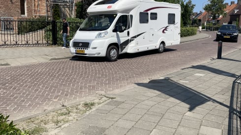 4p Fiat semi-integrated uit 2014