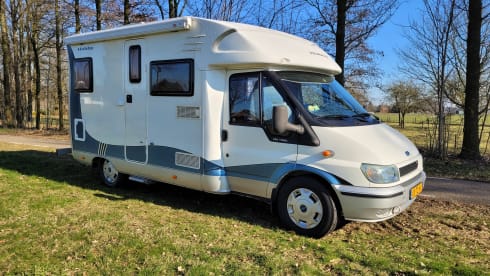 Bobby – 2p Ford semi-integrated from 2006