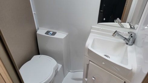 Stella  – 6 berth Fiat Swife Edge Free insurance 