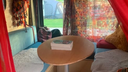 Vanjuca – Quirky & cosy off-grid beauty