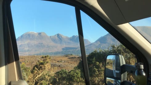 Maverick – Luxury 4 Berth Motorhome (2 lounges, 3 separate sleeping areas)