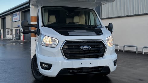 Connor the Commander – New 2024 large motorhome