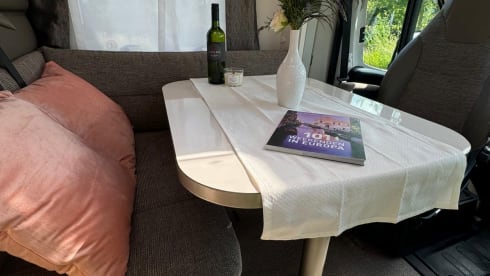 T6 – 2p Dethleffs semi-integrated from 2018