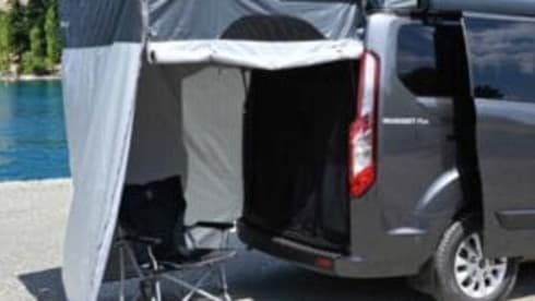 Daffy – 4 berth Ford Nugget Plus campervan from 2022
