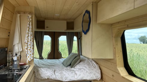 ONA – 2-seater Volkswagen bus from 2011