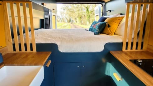 Monty Hauls – Monty Hauls Go Explore Van