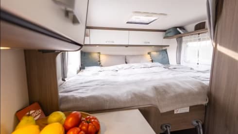 v337 pro – 3p Carado campervan uit 2024