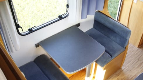 Chausson Flash 09 – Spacious family camper Chausson Flash 09 (2)