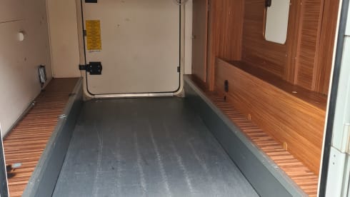 Luxurious spacious 5 person Adria Matrix 680 SP