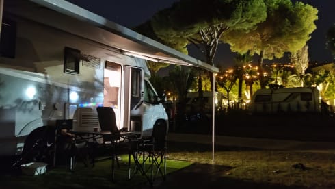 Fiat McLouis 473G Carat 5p semi-integrated from 2022