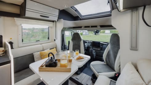 4p McLouis integrated uit 2025