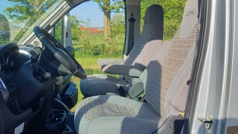 4p camper bus automatic from 2021