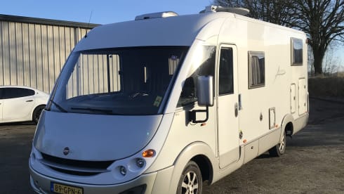 Bur – 4p Bürstner integrated uit 2008