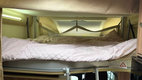 Rami – Ford camper met 5 slaapplaatsen uit 2015