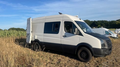 Vicki the Vdub – 2 berth Volkswagen bus from 2016