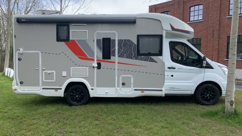 « THE THINGS THAT DREAMS ARE MADE OF «  – 2022 Ford semi-integrated (first entry into service 11/05/2022)